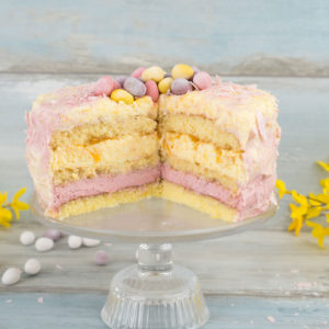 Ostertorte mit Pfirsich-und Himbeercreme